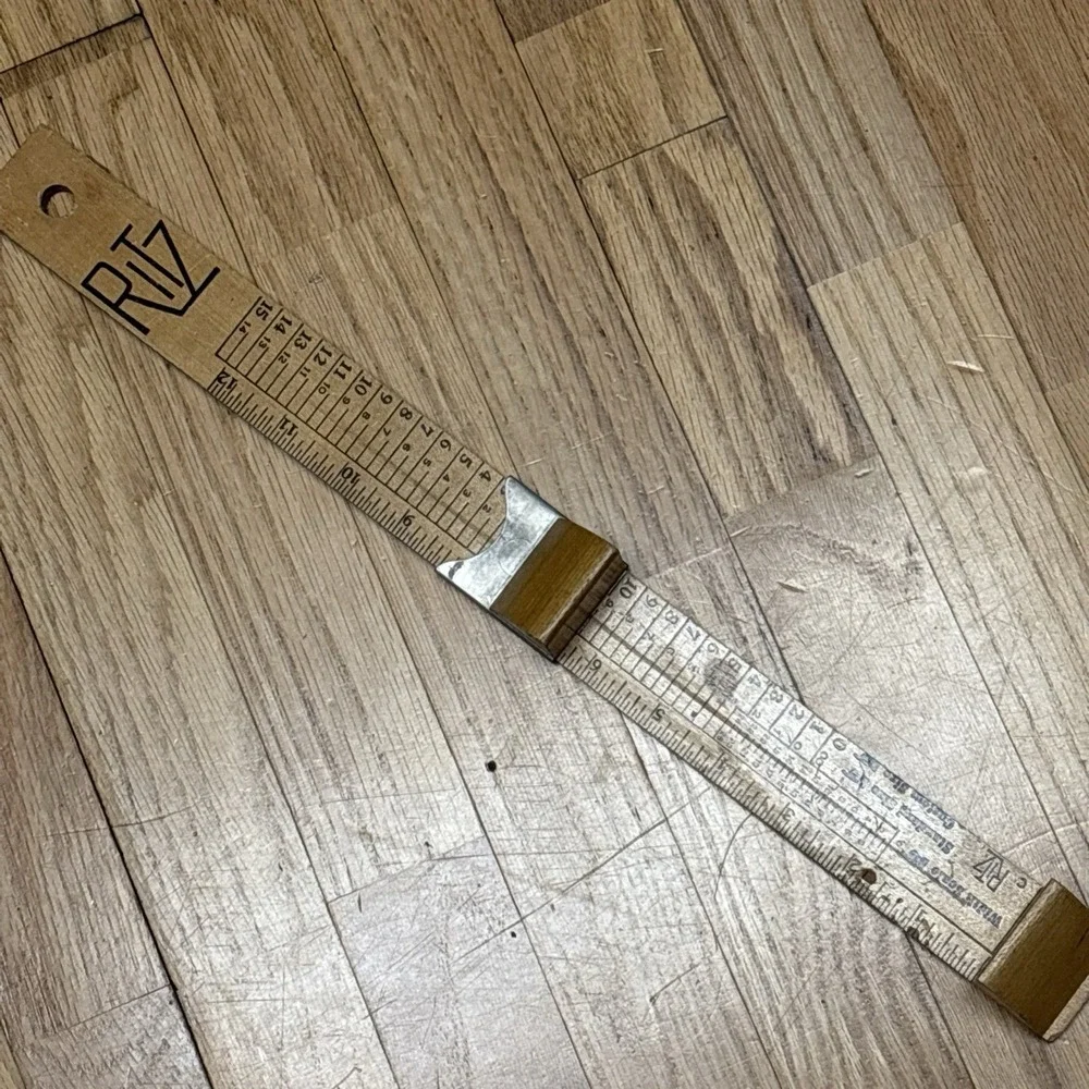 VINTAGE NEW BALANCE WOODEN FOOT/SHOE MEASURING STICK W/WIDTH SCALE RITZ